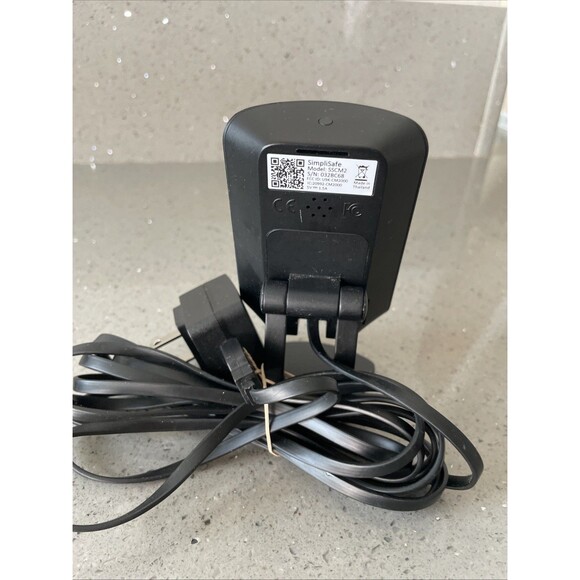 SimpliSafe SimpliCam 1080p Wired Security Camera Black SSCM2)w stand power block - Picture 2 of 5